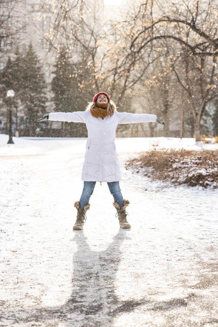 7 Simple Body Sensations That Boost Your Mood in the New Year